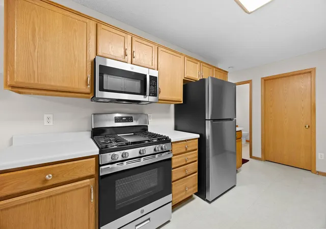 Photo 4 of Single family home for sale at 8706 Hastings Cir NE, Minneapolis, MN 55449 | MLS# 7146451 | Listing updated on 2026-09-19