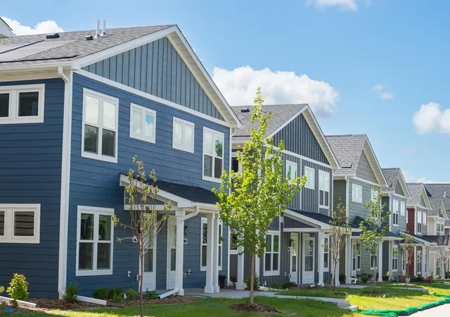 Photo 1 of Townhouse for sale at 1360 Winthrop St N #2, Saint Paul, MN 55119 | MLS# 7146459 | Listing updated on 2026-09-30