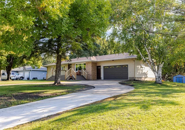 Photo 3 of Single family home for sale at 2089 2nd Street, Lake Park, MN 56554 | MLS# 7146466 | Listing updated on 2026-09-19