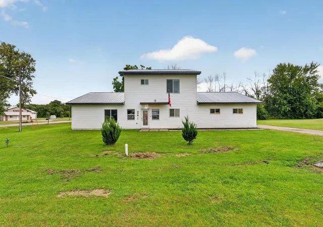 Photo 3 of Single family home for sale at 241 Pleasant St, Dexter, MN 55926 | MLS# 7146475 | Listing updated on 2026-09-19