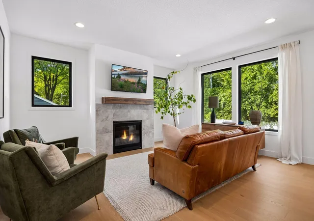 Photo 3 of Single family home for sale at 18806 South Ln, Minnetonka, MN 55345 | MLS# 7146484 | Listing updated on 2026-10-19
