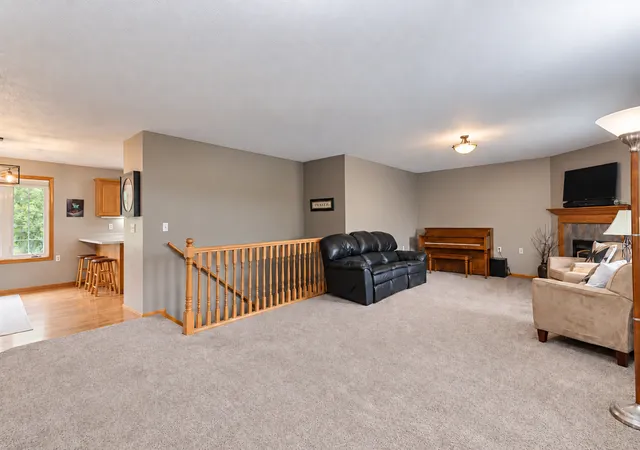 Photo 3 of Single family home for sale at 111 Loraine Dr, Lake Crystal, MN 56055 | MLS# 7146491 | Listing updated on 2026-09-19