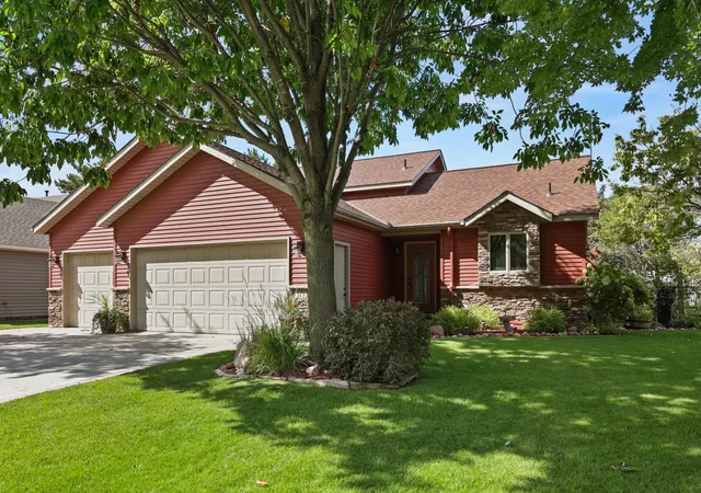 Photo 3 of Sale Pending at 317 12th Avenue N, Sartell, MN 56377 | MLS# 7146493 | Listing updated on 2026-09-22
