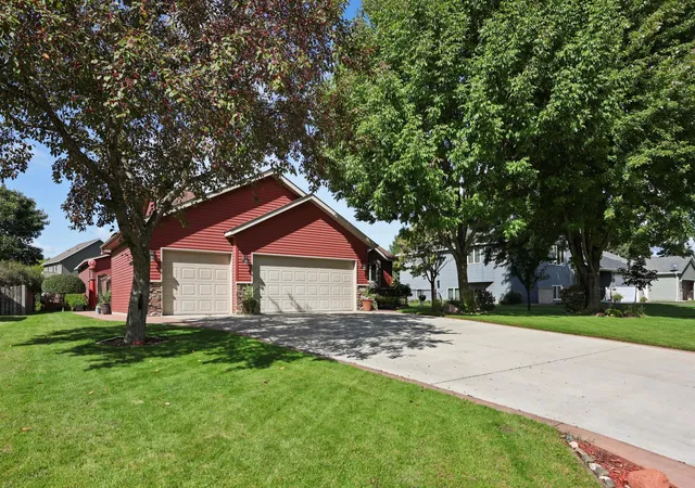 Photo 3 of Sale Pending at 317 12th Avenue N, Sartell, MN 56377 | MLS# 7146493 | Listing updated on 2026-09-22