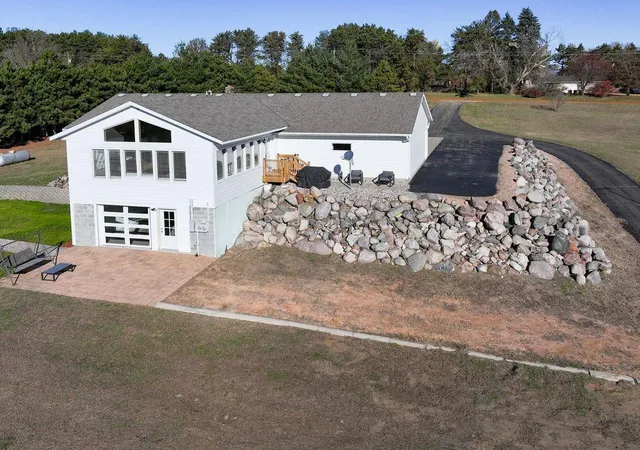 Photo 4 of Single family home for sale at 6851 W 195th Street, Jordan, MN 55352 | MLS# 7146506 | Listing updated on 2026-09-19