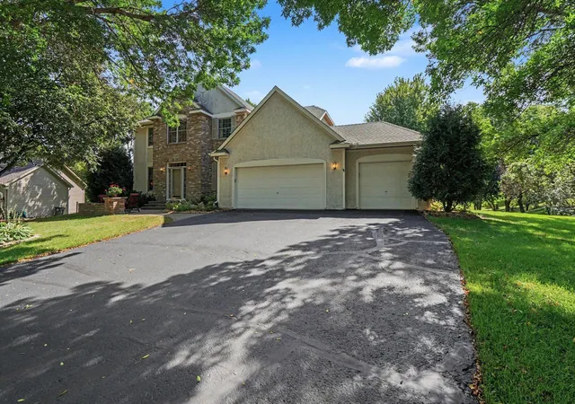 Photo 3 of Single family home for sale at 17207 Trenton Ln, Eden Prairie, MN 55347 | MLS# 7146507 | Listing updated on 2026-09-20