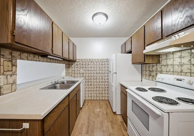 Photo 4 of Condo for sale at 14182 Pennock Ave #309, Saint Paul, MN 55124 | MLS# 7146508 | Listing updated on 2026-09-19