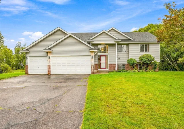 Photo 1 of Single family home for sale at 15740 Yellow Pine St Nw, Andover, MN 55304 | MLS# 7146509 | Listing updated on 2026-09-30