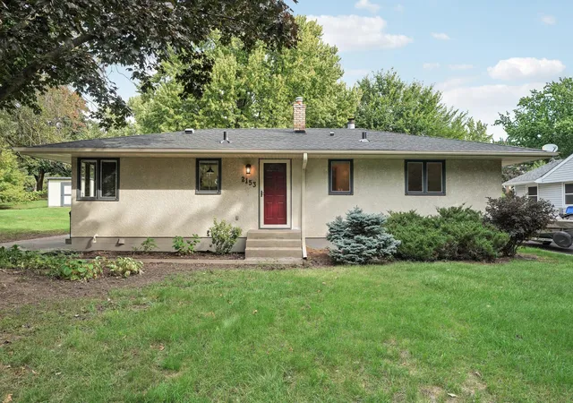 Photo 1 of Sale Pending at 2153 Holloway Ave E, Saint Paul, MN 55109 | MLS# 7146513 | Listing updated on 2026-10-05