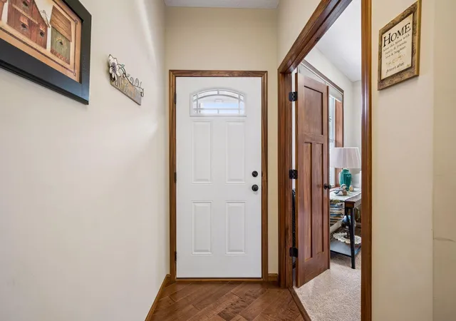 Photo 3 of Single family home for sale at 10263 Kittredge Pkwy Ne, Albertville, MN 55301 | MLS# 7146535 | Listing updated on 2026-09-19