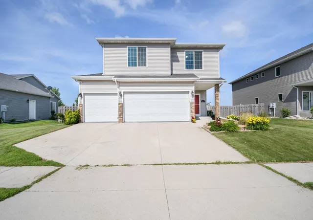 Photo 2 of Single family home for sale at 5013 44th Street S, Fargo, ND 58104 | MLS# 7146540 | Listing updated on 2026-09-20