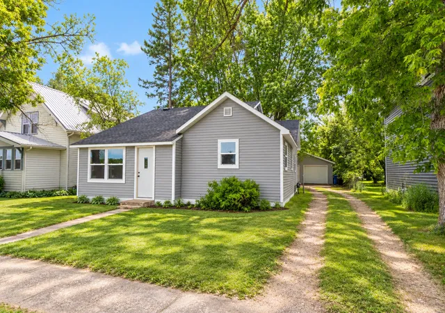Photo 1 of Single family home for sale at 114 E Juniper Ave, Frazee, MN 56544 | MLS# 7146546 | Listing updated on 2026-09-19