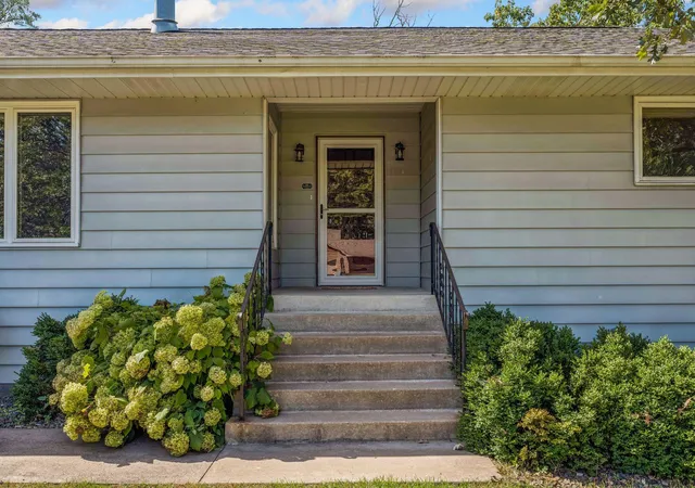 Photo 2 of Single family home for sale at 13330 Isanti St Ne, Andover, MN 55304 | MLS# 7146552 | Listing updated on 2026-09-30