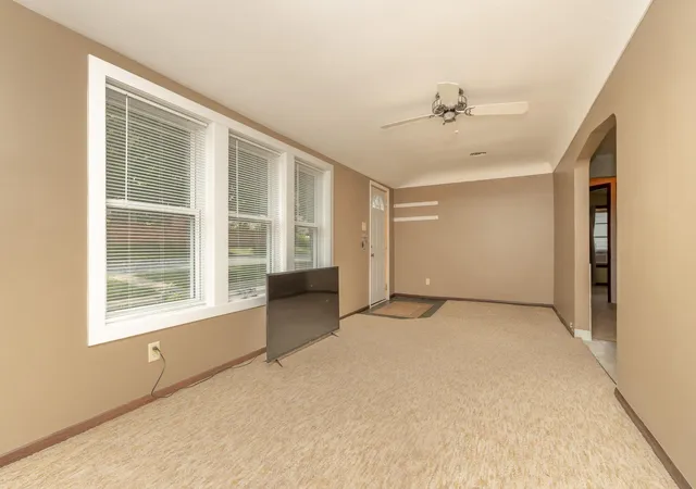 Photo 3 of Single family home for sale at 411 3rd Avenue W, Shakopee, MN 55379 | MLS# 7146566 | Listing updated on 2026-09-19