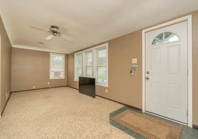 Photo 4 of Single family home for sale at 411 3rd Avenue W, Shakopee, MN 55379 | MLS# 7146566 | Listing updated on 2026-09-19