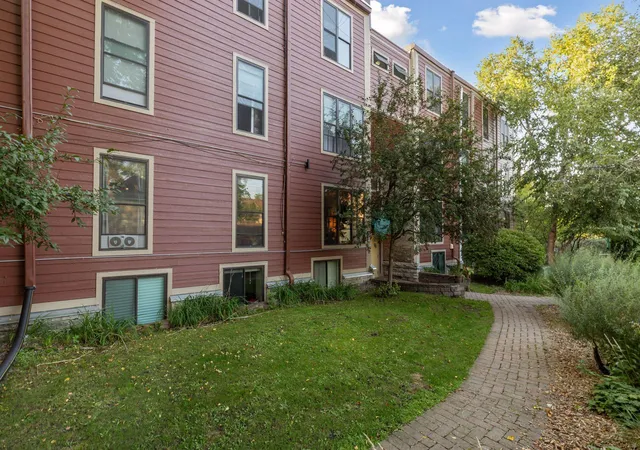 Listing Photo 5 - Condo for sale in building located at 1807 Elliot Ave, Minneapolis, MN 55404 - Unit #4