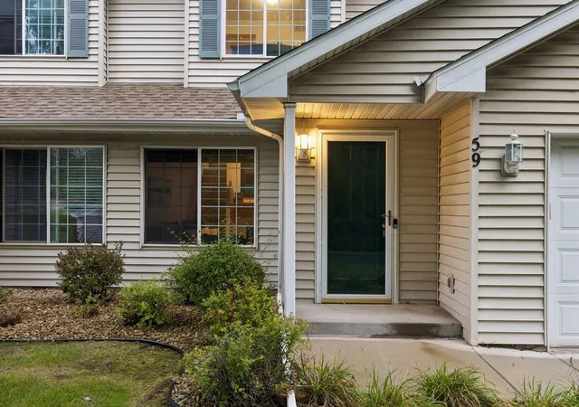 Photo 3 of Single family home for sale at 59 Landau Alcove, Saint Paul, MN 55125 | MLS# 7146571 | Listing updated on 2026-09-20