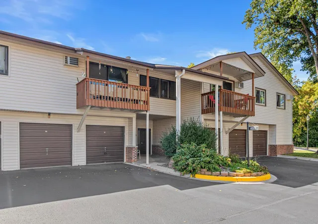 Condo for sale at 4000 Foss Rd #203, Minneapolis, MN 55421 | MLS# 7146573
