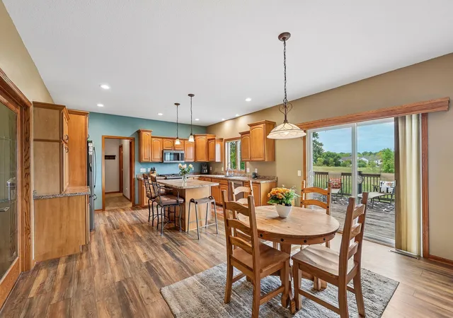 Photo 4 of Single family home for sale at 940 Preserve Blvd, Young America, MN 55397 | MLS# 7146581 | Listing updated on 2026-09-30
