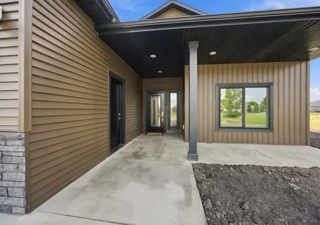 Photo 3 of Single family home for sale at 1237 Southview Dr Sw, Glyndon, MN 56547 | MLS# 7146584 | Listing updated on 2026-09-20