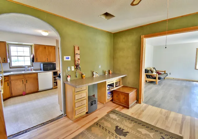 Photo 4 of Single family home for sale at 46295 Acacia Trl, Stanchfield, MN 55080 | MLS# 7146586 | Listing updated on 2026-09-22