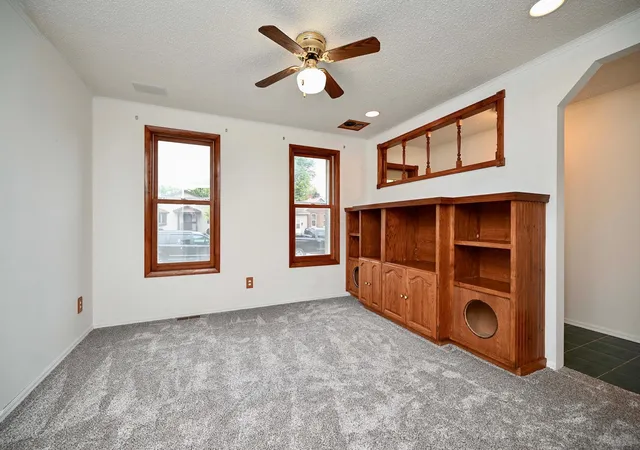 Photo 3 of Single family home for sale at 506 E Wabasha St, Winona, MN 55987 | MLS# 7146612 | Listing updated on 2026-09-19