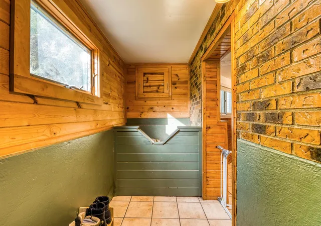 Photo 4 of Single family home for sale at 11081 Hillcrest Dr NE, Bemidji, MN 56601 | MLS# 7146620 | Listing updated on 2026-10-05