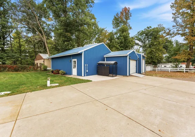 Photo 4 of Single family home for sale at 2109 Timber Ridge Ln #1, Mora, MN 55051 | MLS# 7146627 | Listing updated on 2026-10-08