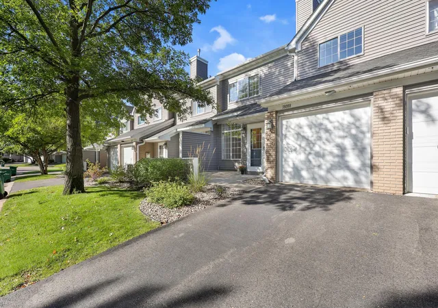 Photo 1 of Single family home for sale at 18088 Settlers Way, Eden Prairie, MN 55347 | MLS# 7146637 | Listing updated on 2026-09-19