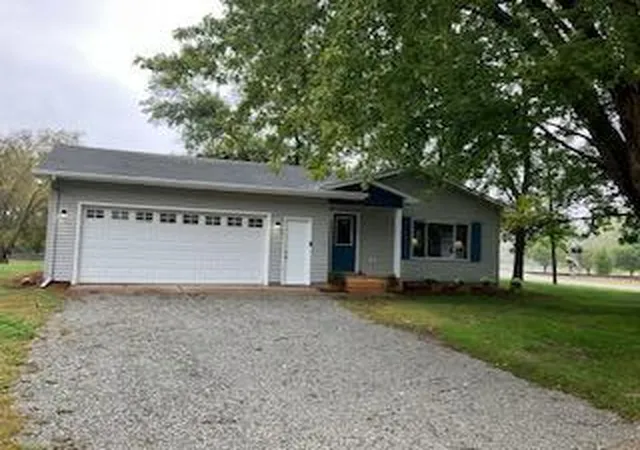 Single family home for sale at 1600 Mosher Ave, Owatonna, MN 55060 | MLS# 7146651