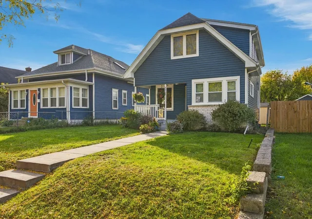 Photo 3 of Single family home for sale at 3515 Girard Ave N, Minneapolis, MN 55412 | MLS# 7146661 | Listing updated on 2026-10-16