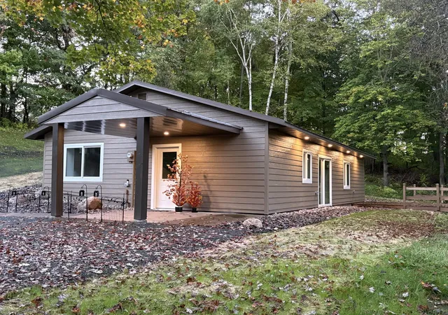 Photo 3 of Single family home for sale at 1880 60th Avenue, Osceola, WI 54020 | MLS# 7146678 | Listing updated on 2026-10-05