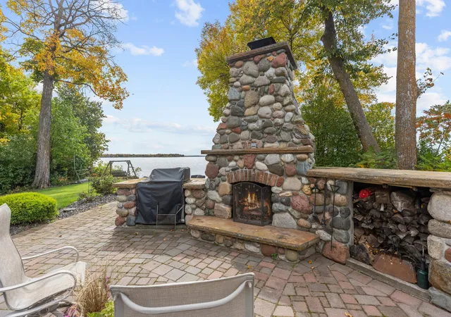 Photo 4 of Single family home for sale at 4057 Mille Lacs Pkwy, Isle, MN 56342 | MLS# 7146683 | Listing updated on 2026-10-09