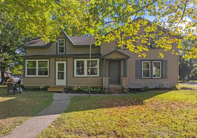 Single family home for sale at 519 College St, Northfield, MN 55057 | MLS# 7146685