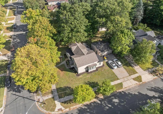 Photo 3 of Single family home for sale at 519 College St, Northfield, MN 55057 | MLS# 7146685 | Listing updated on 2026-09-19