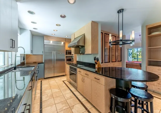 Photo 1 of Single family home for sale at 361 Oak Knoll Dr, Marine On Saint Croix, MN 55047 | MLS# 7146691 | Listing updated on 2026-10-08