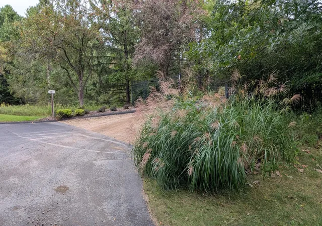 Photo 4 of Single family home for sale at 361 Oak Knoll Dr, Marine On Saint Croix, MN 55047 | MLS# 7146691 | Listing updated on 2026-10-09