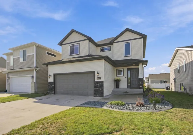 Photo 2 of Single family home for sale at 5848 56th Avenue S, Fargo, ND 58104 | MLS# 7146694 | Listing updated on 2026-09-25