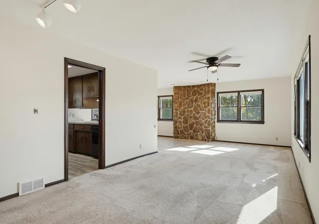 Photo 4 of Single family home for sale at 1566 Albemarle St, Saint Paul, MN 55117 | MLS# 7146699 | Listing updated on 2026-10-30