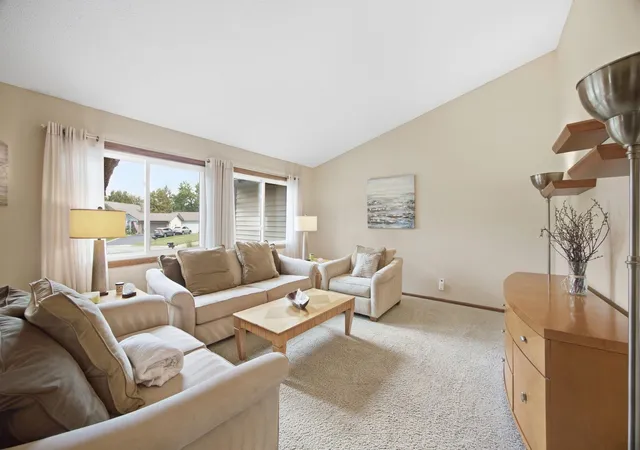 Photo 3 of Single family home for sale at 11315 W River Hills Dr, Burnsville, MN 55337 | MLS# 7146709 | Listing updated on 2026-09-20