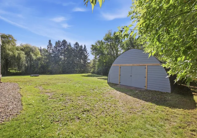 Photo 3 of Single family home for sale at 909 4th Street Se, Aitkin, MN 56431 | MLS# 7146710 | Listing updated on 2026-10-08