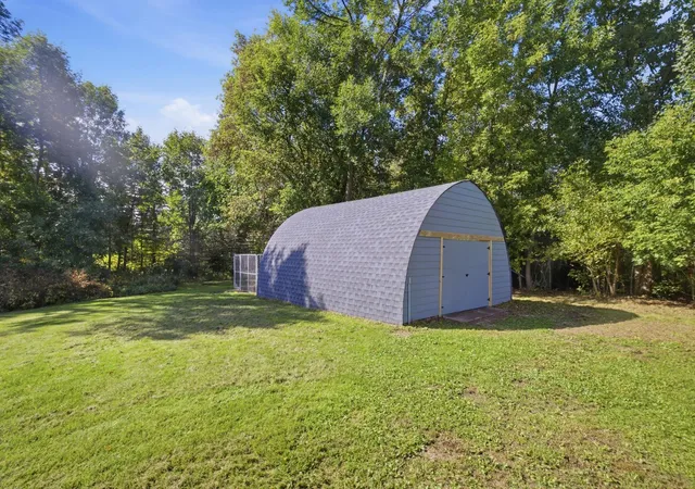 Photo 3 of Single family home for sale at 909 4th Street SE, Aitkin, MN 56431 | MLS# 7146710 | Listing updated on 2026-10-08