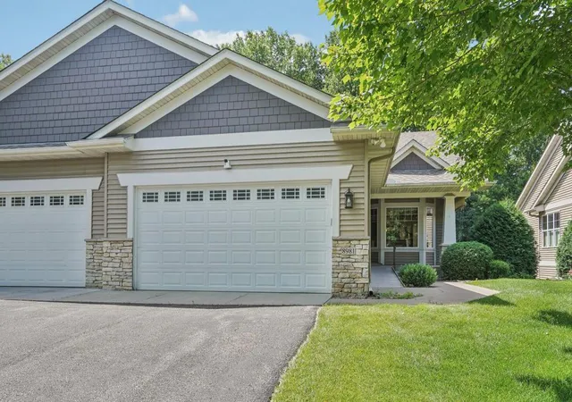Photo 3 of Townhouse for sale at 8981 Coffman Path, Inver Grove Heights, MN 55076 | MLS# 7146714 | Listing updated on 2026-09-24