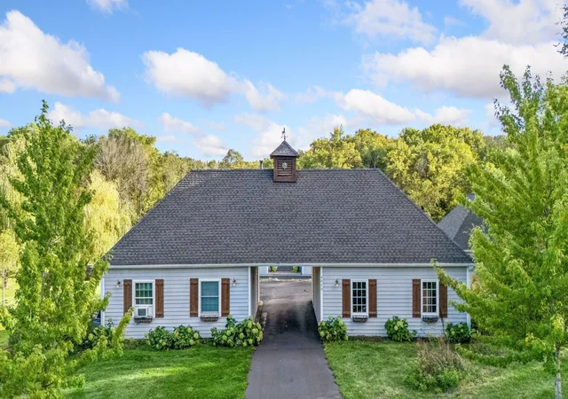 Photo 3 of Single family home for sale at 6055 Painter Rd, Mound, MN 55364 | MLS# 7146715 | Listing updated on 2026-09-25