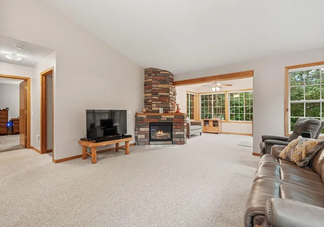 Photo 3 of Single family home for sale at 27765 Woodland Dr, Chisago City, MN 55013 | MLS# 7146735 | Listing updated on 2026-10-01