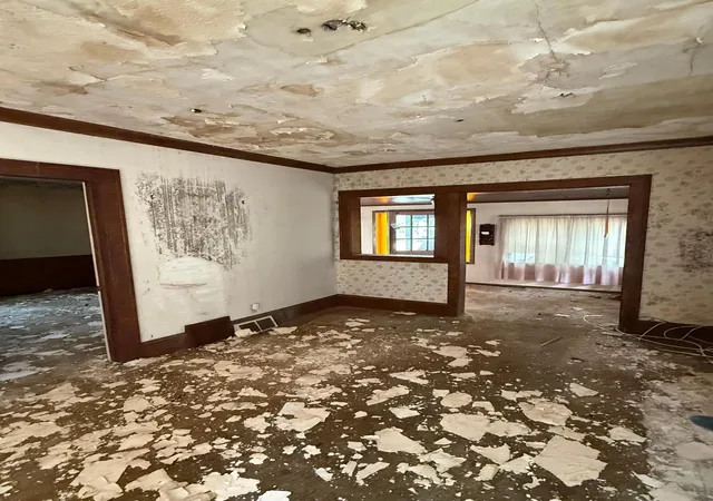 Photo 2 of Single family home for sale at 3943 Colfax Ave N, Minneapolis, MN 55412 | MLS# 7146741 | Listing updated on 2026-09-19