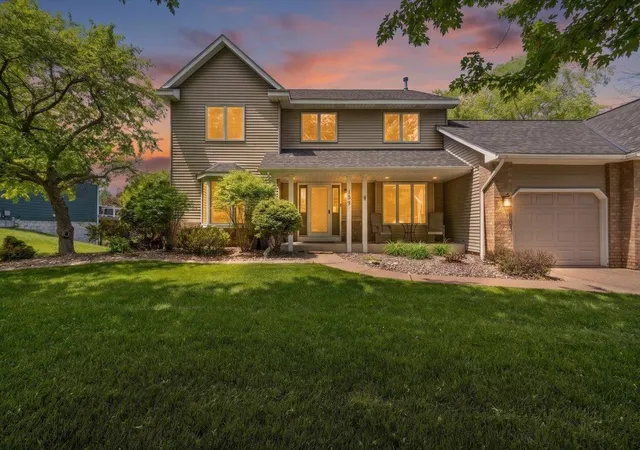 Photo 1 of Single family home for sale at 139 Ridge Way, Saint Paul, MN 55115 | MLS# 7146759 | Listing updated on 2026-09-19