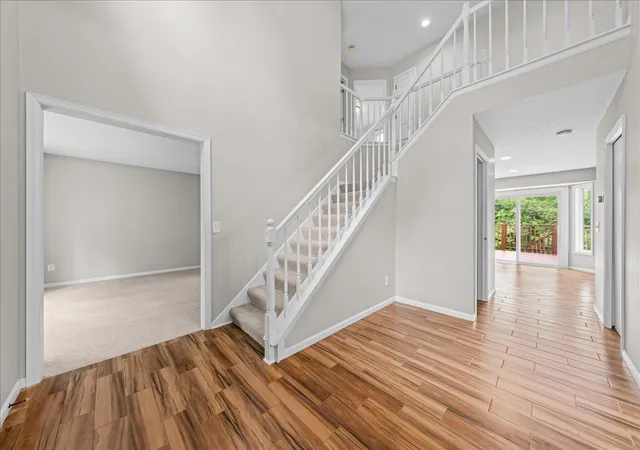 Photo 2 of Single family home for sale at 139 Ridge Way, Saint Paul, MN 55115 | MLS# 7146759 | Listing updated on 2026-09-19