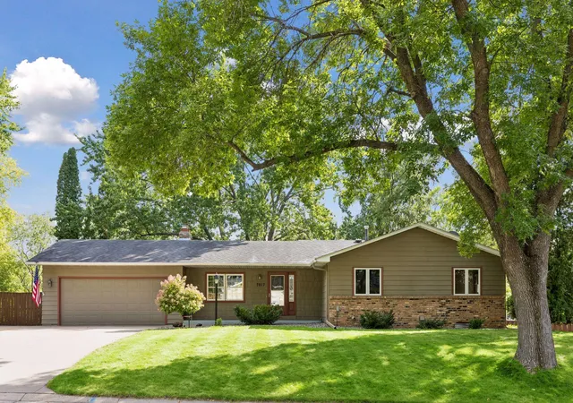 Photo 1 of Single family home for sale at 7817 73rd Street S, Cottage Grove, MN 55016 | MLS# 7146764 | Listing updated on 2026-09-23