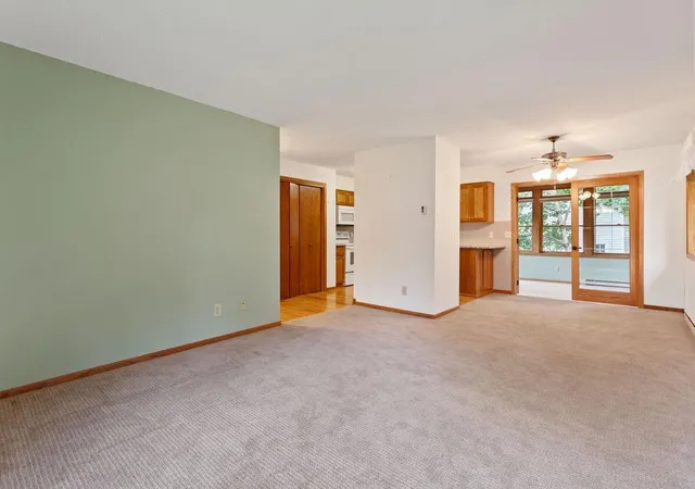 Photo 3 of Single family home for sale at 265 Candlestick Cir, Annandale, MN 55302 | MLS# 7146767 | Listing updated on 2026-10-07